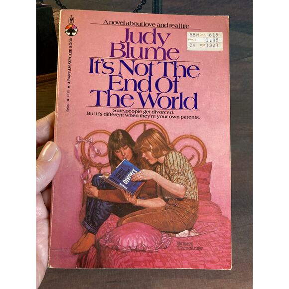 Vintage 80s Set of 4 Paperback Judy Blume: Superfudge, Blubber, Sheila, World - Picture 4 of 9